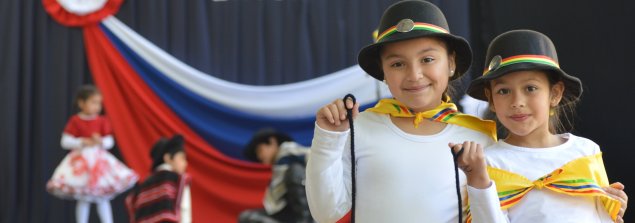 Una muestra latinoamericana y bailes con apoderados/as destacan en la “Fiesta de la Chilenidad 2019” del TDG El Bosque