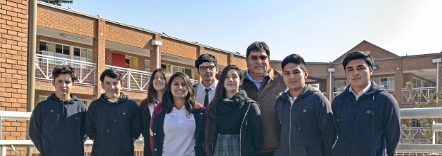 Colegio Santiago realiza elección del Centro de Alumnos 2018 Colegio Santiago realiza elección del Centro de Alumnos 2018