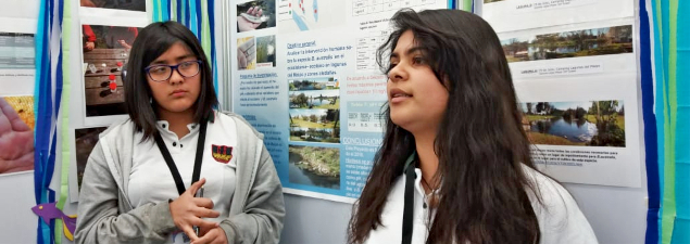 Santiago Pudahuel fomenta habilidades científicas de sus estudiantes con Club de Ciencias Santiago Pudahuel fomenta habilidades científicas de sus estudiantes con Club de Ciencias