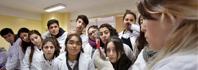 Alumnos de 7º Básico a 3º Medio del Santiago Pudahuel participan de Academia de Biotecnología Alumnos de 7º Básico a 3º Medio del Santiago Pudahuel participan de Academia de Biotecnología