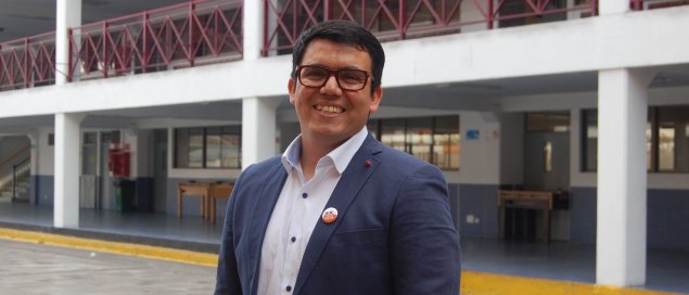 Julio Valdebenito, profesor y ex alumno del TDG Lo Prado: Julio Valdebenito, profesor y ex alumno del TDG Lo Prado: