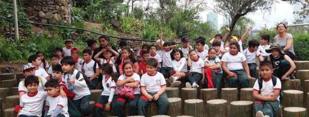 Pequeños del Colegio Santiago La Florida visitan el Cerro San Cristóbal