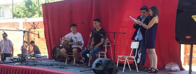 Colegio Santiago Quilicura celebra el día de la música con presentación de estudiantes destacados
