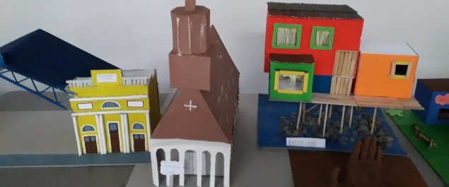 Las geniales maquetas que crearon estudiantes de 8º básico del TDG Lo Prado para el Día del Patrimonio Las geniales maquetas que crearon estudiantes de 8º básico del TDG Lo Prado para el Día del Patrimonio