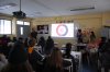 Estudiantes de la UDP visitan el TDG Lo Prado para realizar un taller sobre VIH en 8º básico