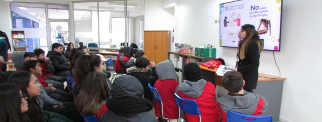 Programa “Prepara” de SENDA se imparte en el Colegio Santiago Emprendedores Programa “Prepara” de SENDA se imparte en el Colegio Santiago Emprendedores