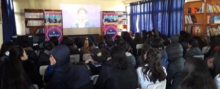 Estudiantes de 6º básico reciben Charla Educativa “Nosotras” Estudiantes de 6º básico reciben Charla Educativa “Nosotras”