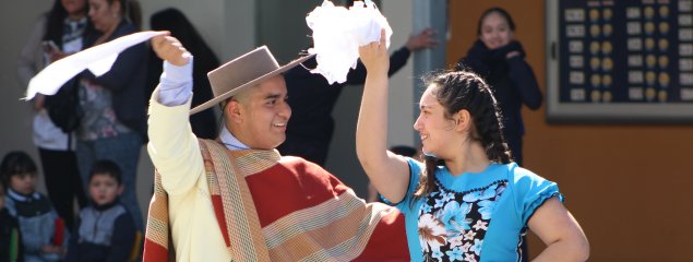 TDG Lo Prado da inicio al mes de la Patria con el 1er Concurso Interno de Cueca