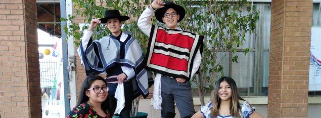 Con un pie de cueca el CS Quilicura inaugura el mes de la patria Con un pie de cueca el CS Quilicura inaugura el mes de la patria