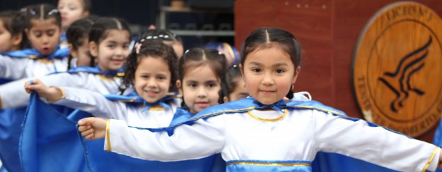 Pequeños/as del TDG Lo Prado deleitan con bailes típicos del país en acto de Fiestas Patrias