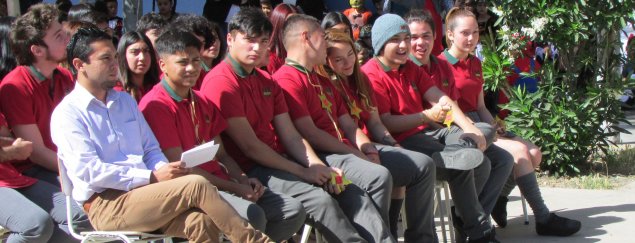Con profunda emoción se vivió el cierre del año escolar para los 4tos medios en el CSE Con profunda emoción se vivió el cierre del año escolar para los 4tos medios en el CSE