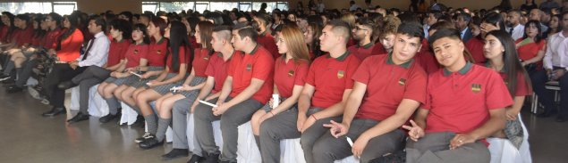 CSE despide a su séptima generación de estudiantes de 4to medio CSE despide a su séptima generación de estudiantes de 4to medio