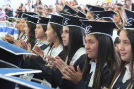 Cuatro cursos de 8º básico se licencian en el TDG La Granja