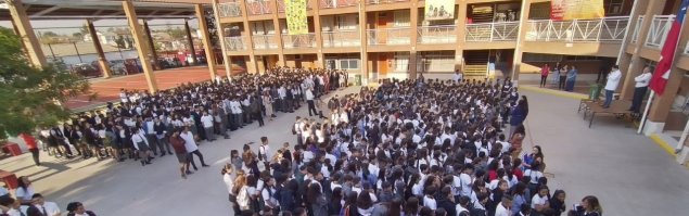 CS La Florida da inicio a un nuevo año académico con impecable formación general CS La Florida da inicio a un nuevo año académico con impecable formación general