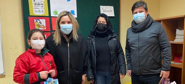 Encargada CRA del CS Quilicura organiza concurso de adivinanzas para Enseñanza Básica Encargada CRA del CS Quilicura organiza concurso de adivinanzas para Enseñanza Básica