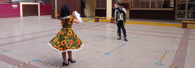 CS Pudahuel da inicio a la Semana de la Chilenidad con esquinazo protagonizado por ex estudiantes