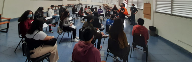 Estudiantes del TDG Lo Prado participan en Programa de Formación de Líderes y Lideresas Estudiantes del TDG Lo Prado participan en Programa de Formación de Líderes y Lideresas