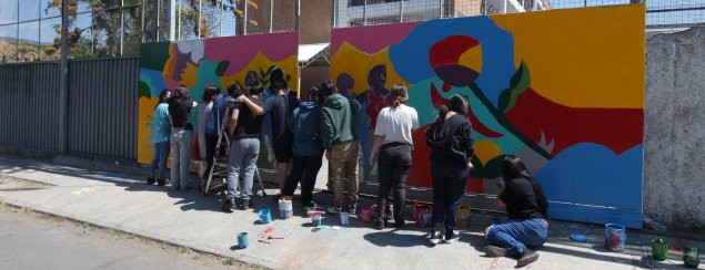 Estudiantes de 1° medio del TDG Lo Prado crean mural para la comunidad dagobertiana