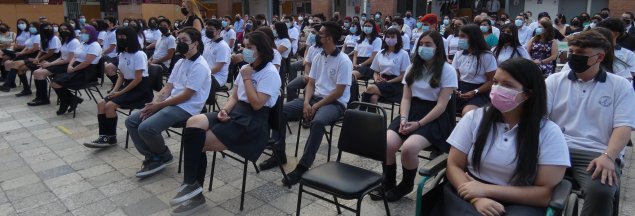 Estudiantes de 4° medio se despiden del TDG Lo Prado en bella Licenciatura Estudiantes de 4° medio se despiden del TDG Lo Prado en bella Licenciatura