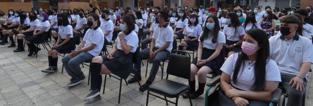 Estudiantes de 4° medio se despiden del TDG Lo Prado en bella Licenciatura