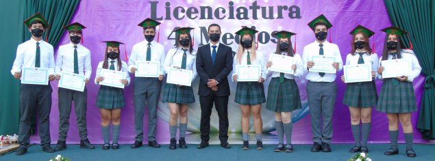 CS La Florida despide a generación 2021 de 4° medio A y B, con emotivas ceremonias de Licenciatura