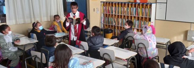 TDG La Granja celebra el Día del Libro con disfraces, feria del libro y chocolates literarios