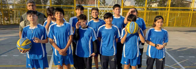 Talleres de Básquetbol del TDG La Granja y TDG Lo Prado viven partido amistoso como cierre de semestre Talleres de Básquetbol del TDG La Granja y TDG Lo Prado viven partido amistoso como cierre de semestre