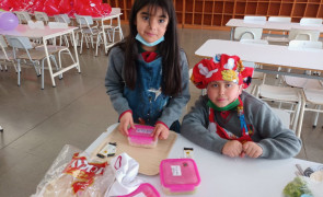 TALLERES DE VIDA SALUDABLE EN EL COLEGIO SANTIAGO EMPRENDEDORES DE SAN BERNARDO