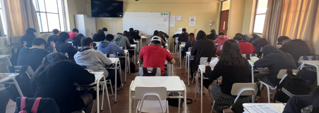 Estudiantes de 4° medio del CS Quilicura rinden ensayo PAES para el ingreso a la Educación Superior Estudiantes de 4° medio del CS Quilicura rinden ensayo PAES para el ingreso a la Educación Superior