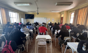 Estudiantes de 4° medio del CS Quilicura rinden ensayo PAES para el ingreso a la Educación Superior