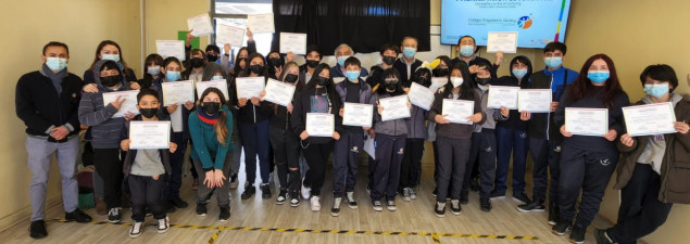 Estudiantes de 7° y 8° básico del TDG La Granja crean videos para promover la sana convivencia escolar en Taller de Liderazgo