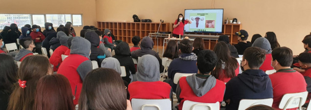 Niveles de 7° básico a 2° medio del CSE profundizan contenidos sobre sexualidad, afectividad y género con charlas informativas