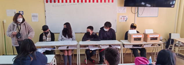 Estudiantes del CS Pudahuel escogen al Estudiantes del CS Pudahuel escogen al