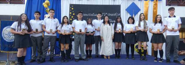 Estudiantes de 4° medio 2022 del TDG Lo Prado viven hermosa ceremonia de Licenciatura