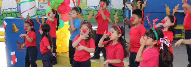 Niños y niñas de Prebásica del TDG La Granja deleitan con bellos villancicos navideños