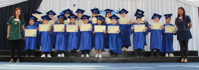 Niños y niñas de Kínder del TDG El Bosque viven hermosa ceremonia de Licenciatura