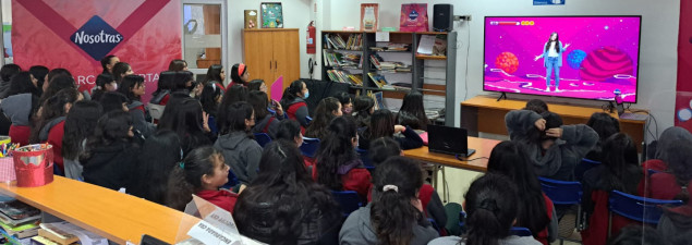 CS Emprendedores y marca “Nosotras” realizan charla sobre la pubertad para estudiantes de 4° a 8° básico CS Emprendedores y marca “Nosotras” realizan charla sobre la pubertad para estudiantes de 4° a 8° básico