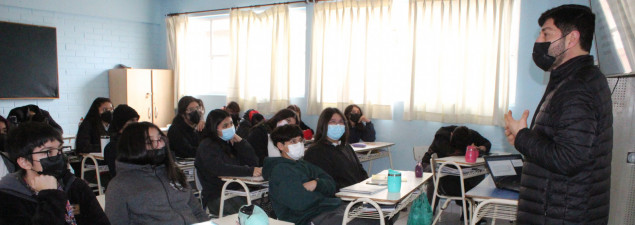Colegios de Red Crecemos inician 2° semestre retomando uso de mascarilla obligatorio dentro de la sala de clases Colegios de Red Crecemos inician 2° semestre retomando uso de mascarilla obligatorio dentro de la sala de clases