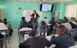 Electivo de “Biología de los ecosistemas” del CS La Florida aprende sobre las especies exóticas invasoras en Chile