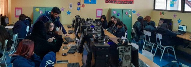 Estudiantes de Enseñanza Media del TDG Lo Prado realizan Test Psicometrix para la orientación vocacional Estudiantes de Enseñanza Media del TDG Lo Prado realizan Test Psicometrix para la orientación vocacional