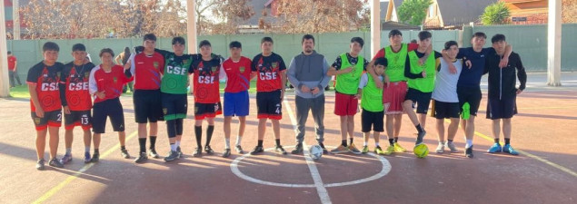 CS Emprendedores realiza encuentros amistosos de baby fútbol con Colegio Santa Sofía