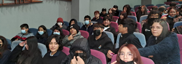 Estudiantes de 8°C del TDG Lo Prado viven salida pedagógica para conocer la ópera Estudiantes de 8°C del TDG Lo Prado viven salida pedagógica para conocer la ópera