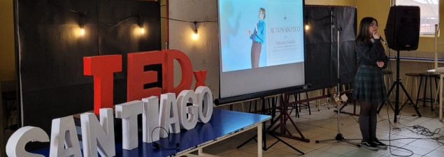 Estudiantes del CS La Florida realizan su propia Charla TED sobre diversos temas de interés Estudiantes del CS La Florida realizan su propia Charla TED sobre diversos temas de interés