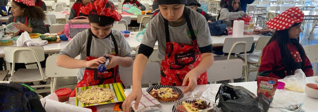 Estudiantes de 4° básico del CS Emprendedores participan en talleres de 