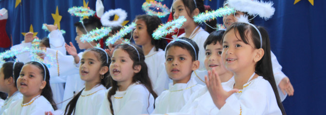 Estudiantes de Pre-Kínder a 4° básico del TDG La Granja preparan hermosa muestra de villancicos Estudiantes de Pre-Kínder a 4° básico del TDG La Granja preparan hermosa muestra de villancicos
