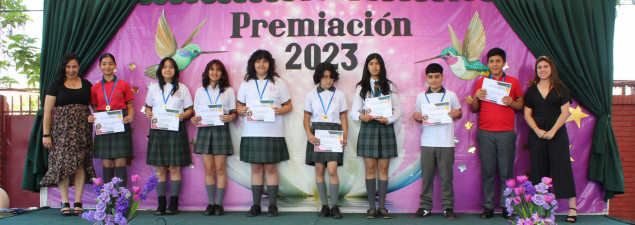 CS La Florida realiza solemne ceremonia de premiación para destacar a estudiantes de todos los niveles CS La Florida realiza solemne ceremonia de premiación para destacar a estudiantes de todos los niveles