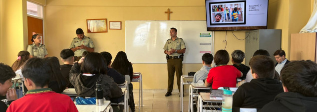 CS La Florida recibe a Carabineros de Chile para realizar charla sobre la Ley Penal Adolescente