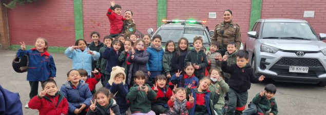 Niveles de prebásica del CS Quilicura celebran la semana de la familia con visitas de apoderados Niveles de prebásica del CS Quilicura celebran la semana de la familia con visitas de apoderados