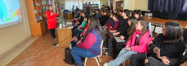 Colegios de Red Crecemos participan en charlas respecto a la nueva “Ley Karin” para prevenir el acoso laboral Colegios de Red Crecemos participan en charlas respecto a la nueva “Ley Karin” para prevenir el acoso laboral