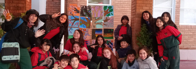 Estudiantes del Taller de Arte del CS La Florida realizan obra colectiva y la presentan en el hall del establecimiento Estudiantes del Taller de Arte del CS La Florida realizan obra colectiva y la presentan en el hall del establecimiento